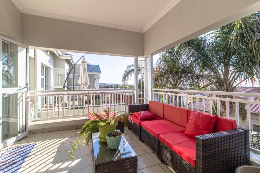 2 Bedroom Property for Sale in Greenstone Hill Gauteng
