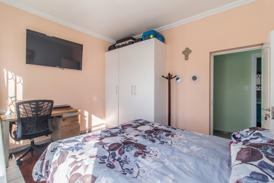 2 Bedroom Property for Sale in Greenstone Hill Gauteng