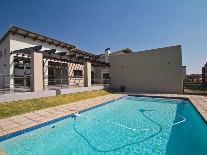 To Let 0 Bedroom Property for Rent in Fourways Gauteng