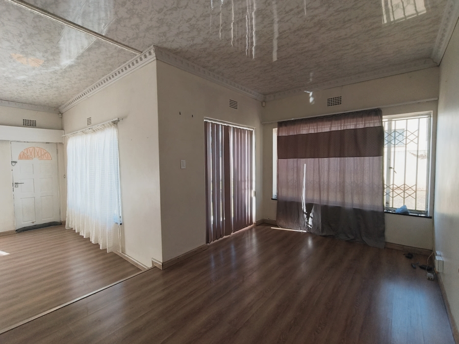 To Let 3 Bedroom Property for Rent in Lindhaven Gauteng
