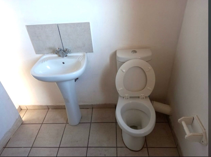 2 Bedroom Property for Sale in Dawn Park Gauteng