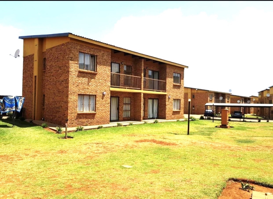 2 Bedroom Property for Sale in Dawn Park Gauteng