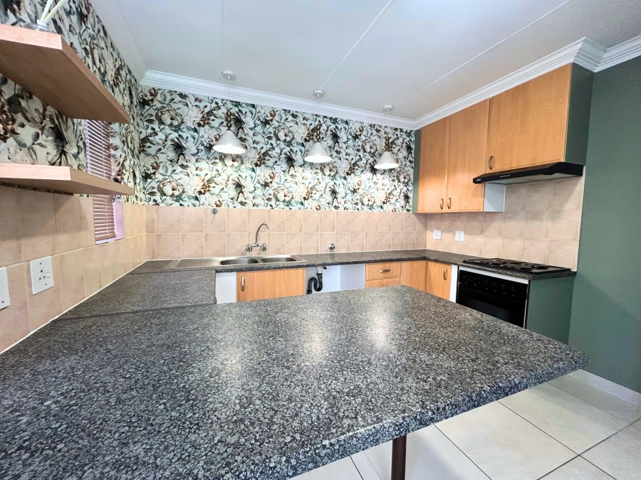 2 Bedroom Property for Sale in Amberfield Gauteng