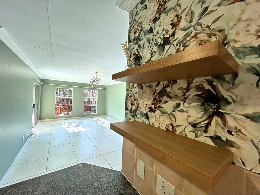 2 Bedroom Property for Sale in Amberfield Gauteng