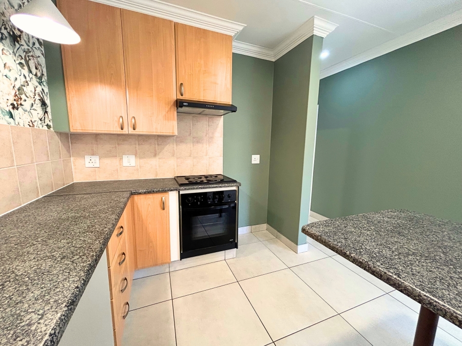2 Bedroom Property for Sale in Amberfield Gauteng
