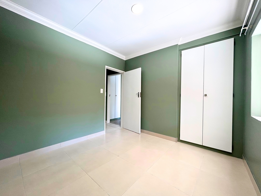 2 Bedroom Property for Sale in Amberfield Gauteng
