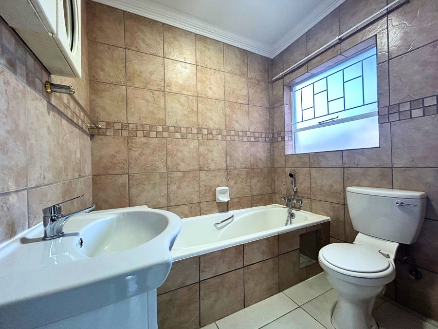 2 Bedroom Property for Sale in Amberfield Gauteng