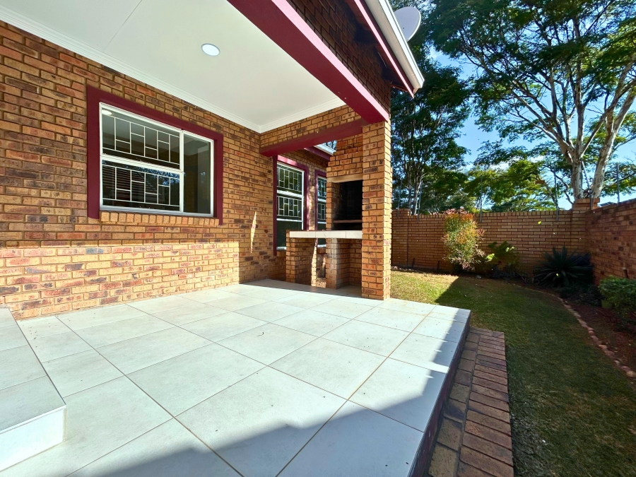 2 Bedroom Property for Sale in Amberfield Gauteng