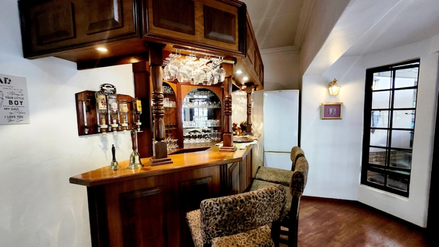 4 Bedroom Property for Sale in Eldoraigne Gauteng