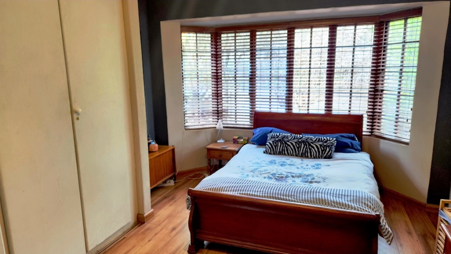 4 Bedroom Property for Sale in Eldoraigne Gauteng