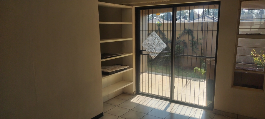 To Let 1 Bedroom Property for Rent in Brenthurst Gauteng