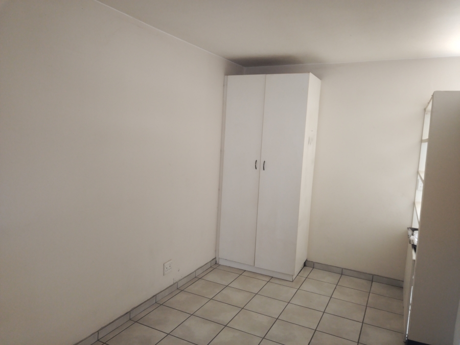 To Let 1 Bedroom Property for Rent in Brenthurst Gauteng