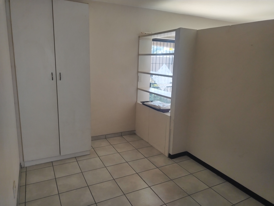 To Let 1 Bedroom Property for Rent in Brenthurst Gauteng