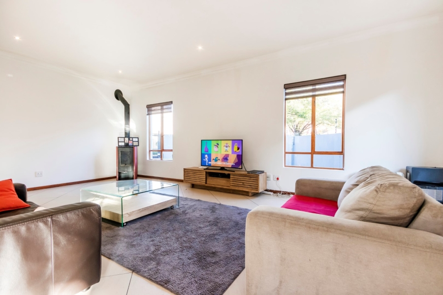 4 Bedroom Property for Sale in Woodmead Gauteng