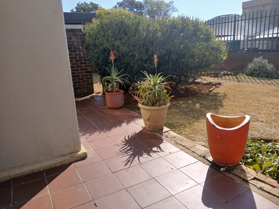 2 Bedroom Property for Sale in Bedford Gardens Gauteng