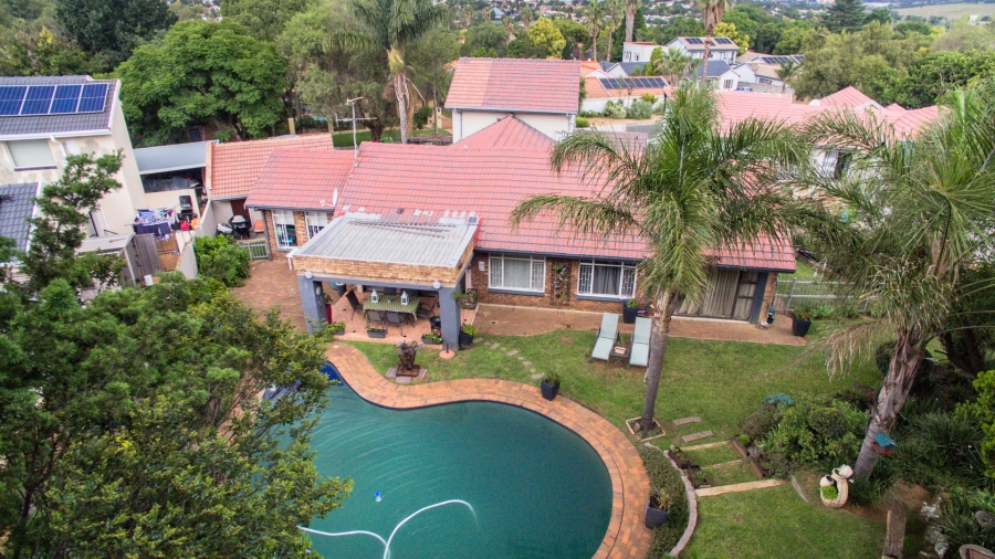 4 Bedroom Property for Sale in Marais Steyn Park Gauteng