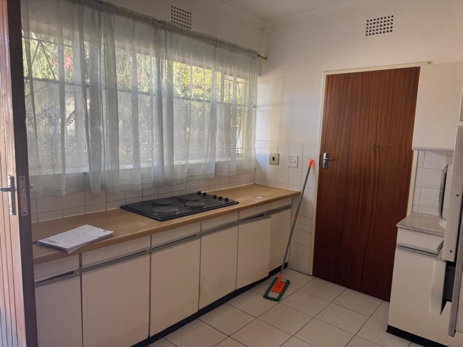 To Let 3 Bedroom Property for Rent in Dunnottar Gauteng