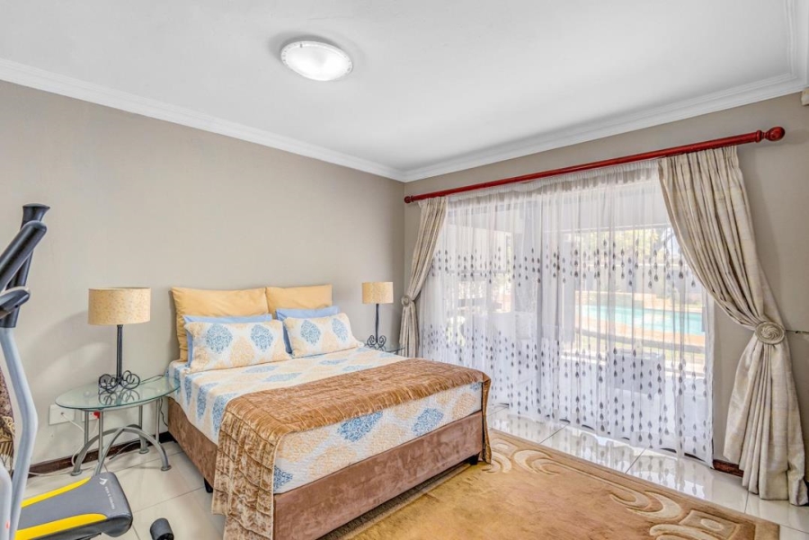 8 Bedroom Property for Sale in Kibler Park Gauteng
