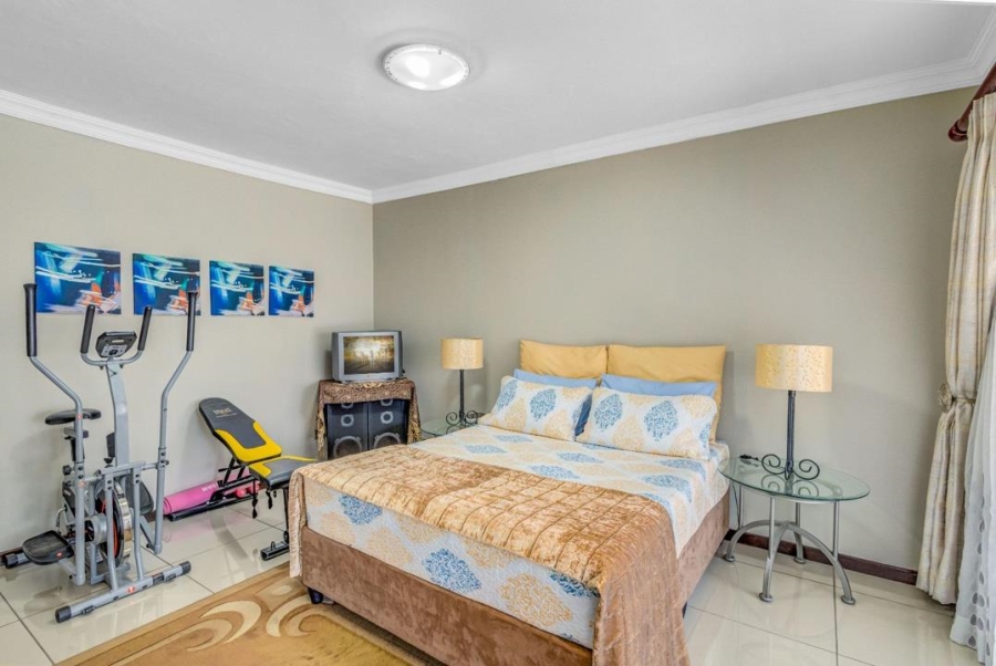 8 Bedroom Property for Sale in Kibler Park Gauteng
