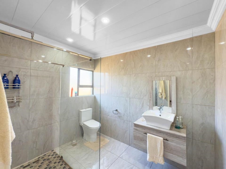 8 Bedroom Property for Sale in Kibler Park Gauteng