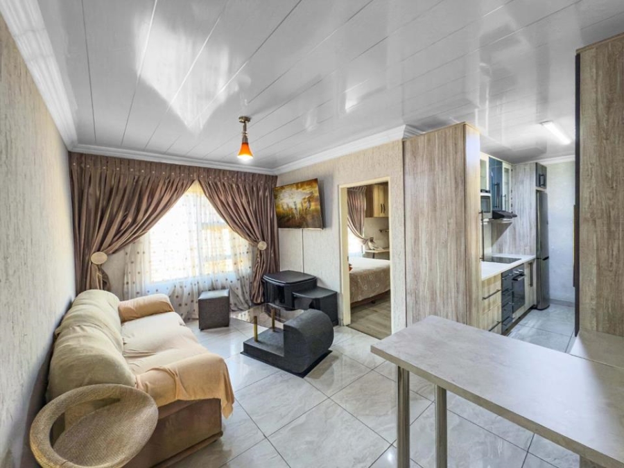 8 Bedroom Property for Sale in Kibler Park Gauteng