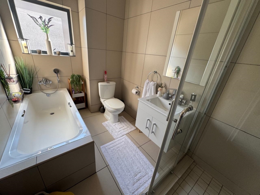 To Let 2 Bedroom Property for Rent in Lilianton Gauteng