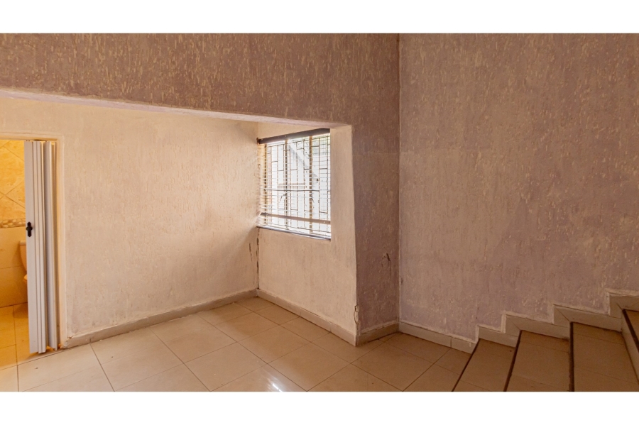 5 Bedroom Property for Sale in Naturena Gauteng