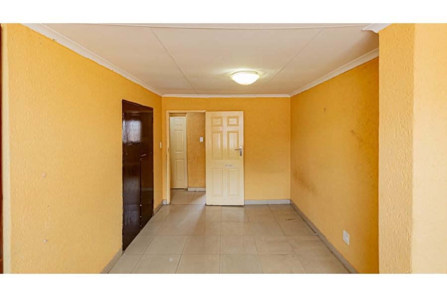 5 Bedroom Property for Sale in Naturena Gauteng