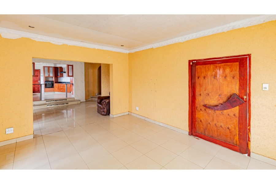 5 Bedroom Property for Sale in Naturena Gauteng