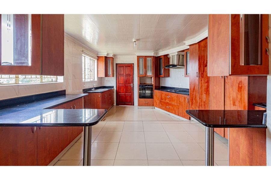 5 Bedroom Property for Sale in Naturena Gauteng