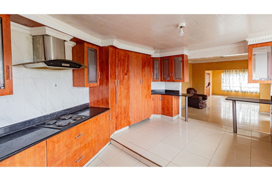5 Bedroom Property for Sale in Naturena Gauteng