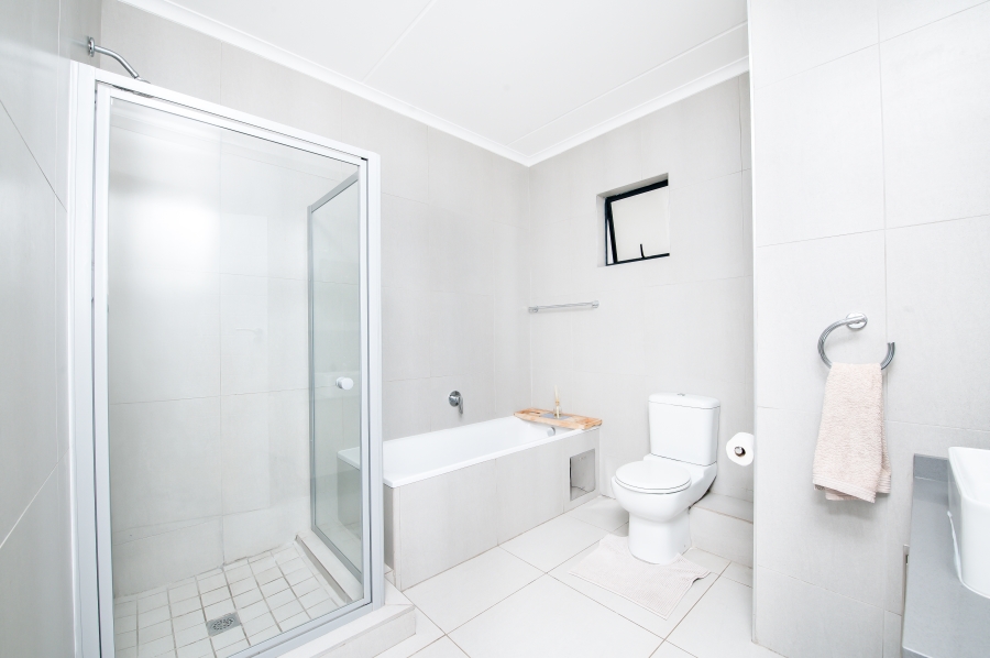 2 Bedroom Property for Sale in Carlswald Gauteng