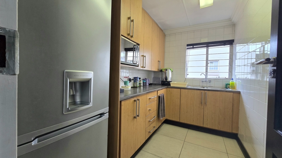 To Let commercial Property for Rent in Wierda Park Gauteng