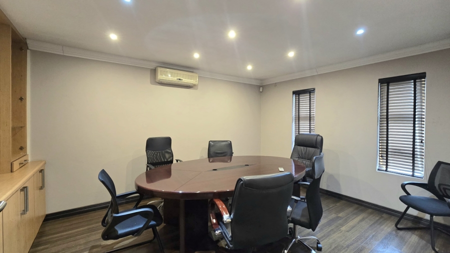 To Let commercial Property for Rent in Wierda Park Gauteng