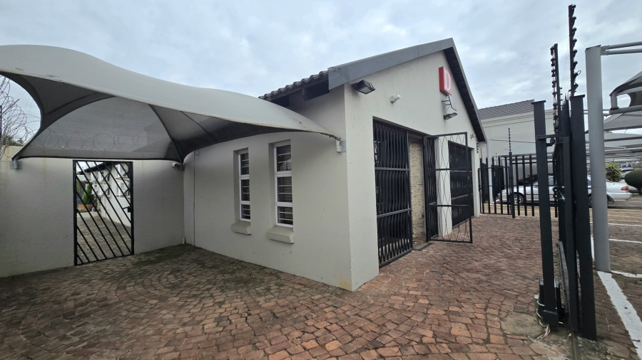 To Let commercial Property for Rent in Wierda Park Gauteng