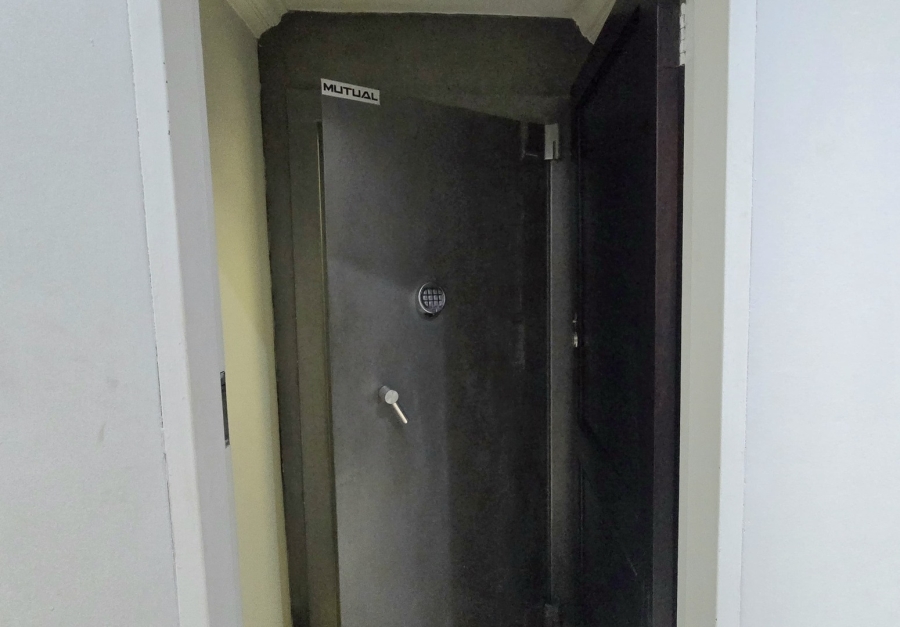 To Let commercial Property for Rent in Wierda Park Gauteng