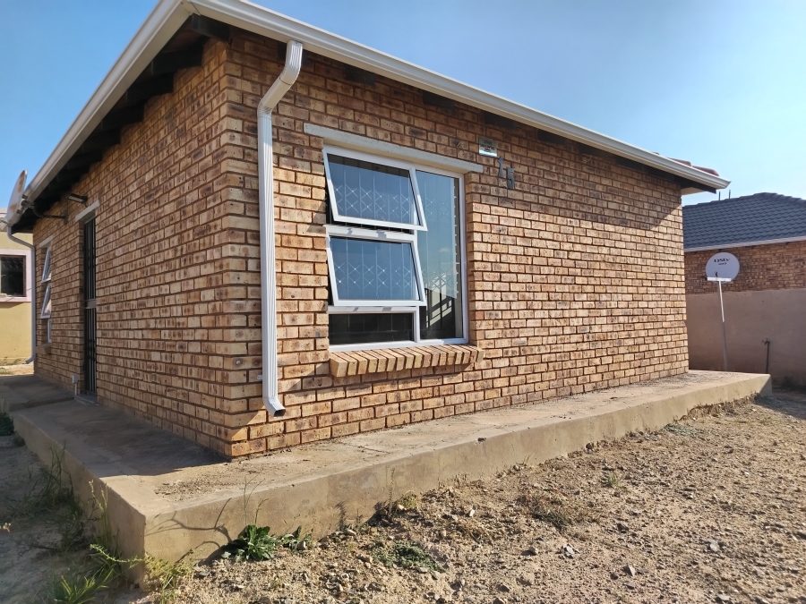 2 Bedroom Property for Sale in Alliance Gauteng