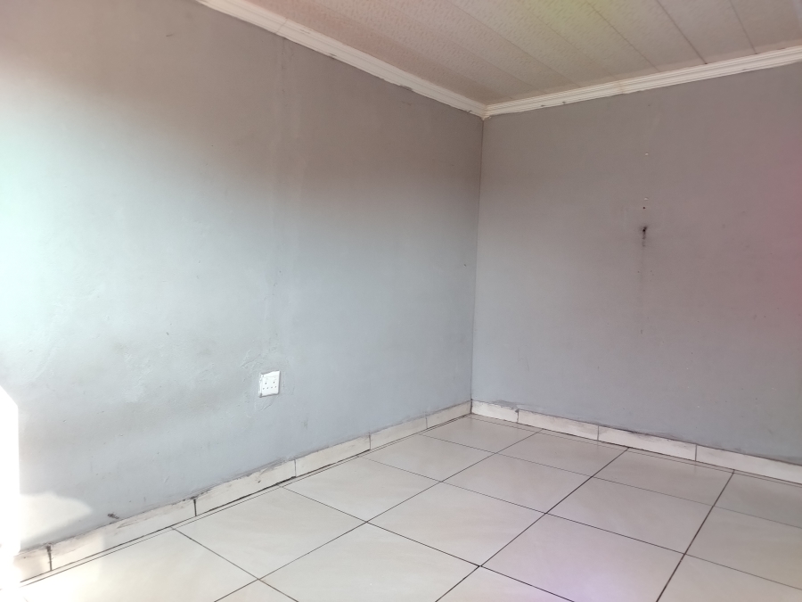 2 Bedroom Property for Sale in Alliance Gauteng
