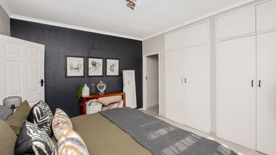 3 Bedroom Property for Sale in Sunward Park Gauteng
