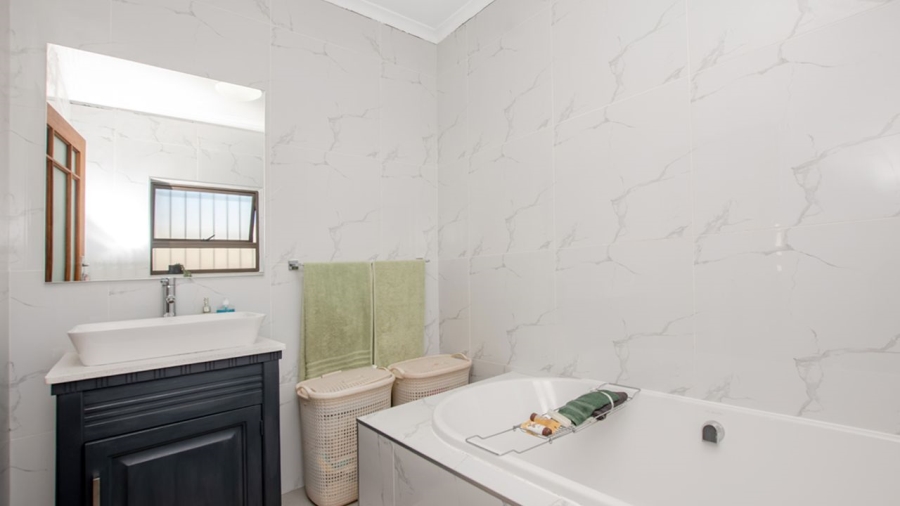 3 Bedroom Property for Sale in Sunward Park Gauteng