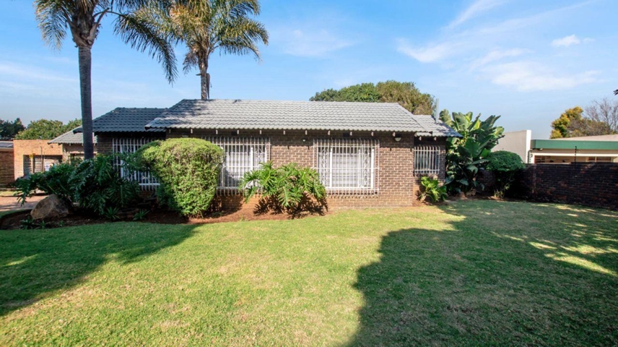 3 Bedroom Property for Sale in Sunward Park Gauteng