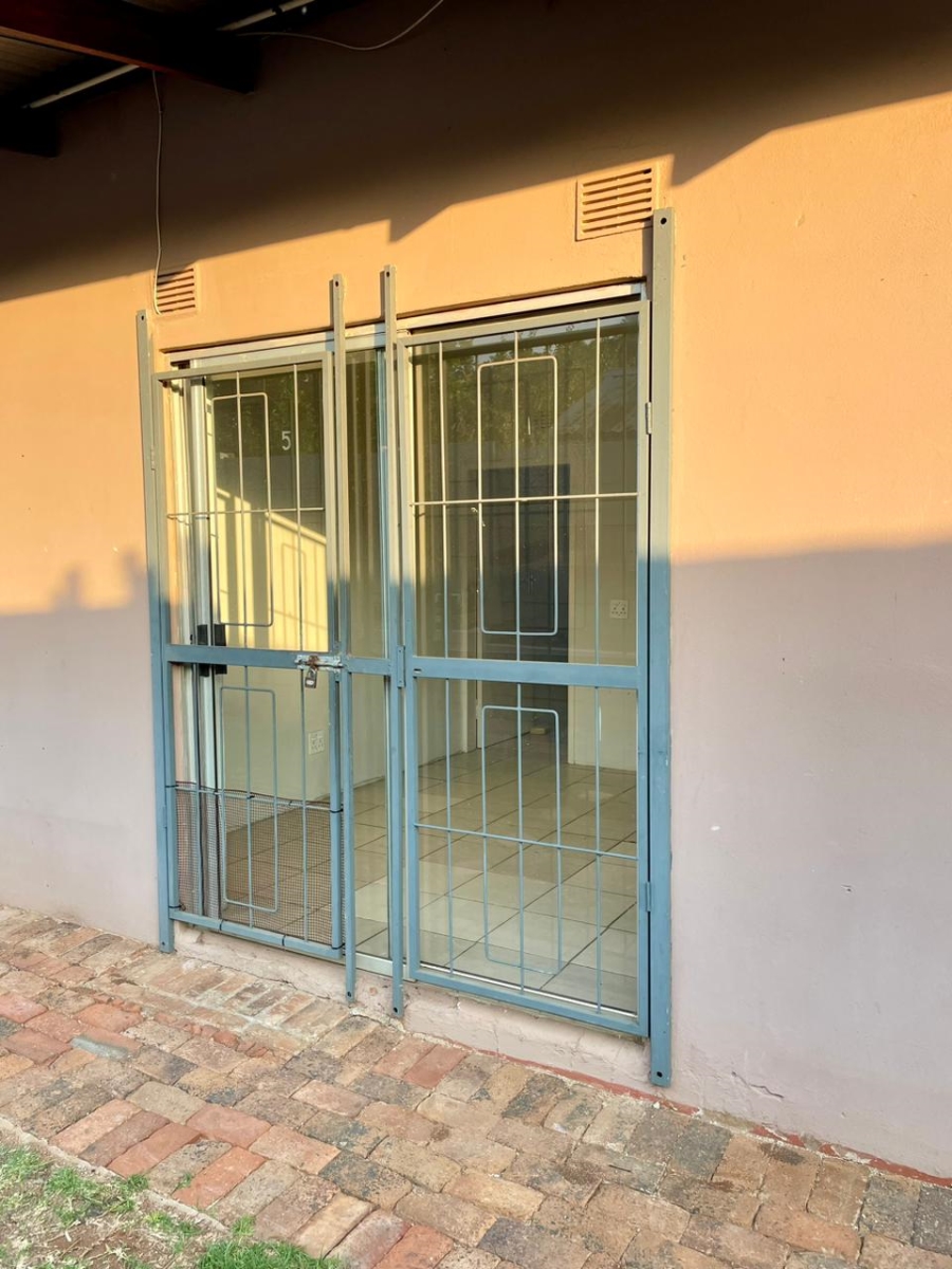 To Let 1 Bedroom Property for Rent in Wonderboom South Gauteng
