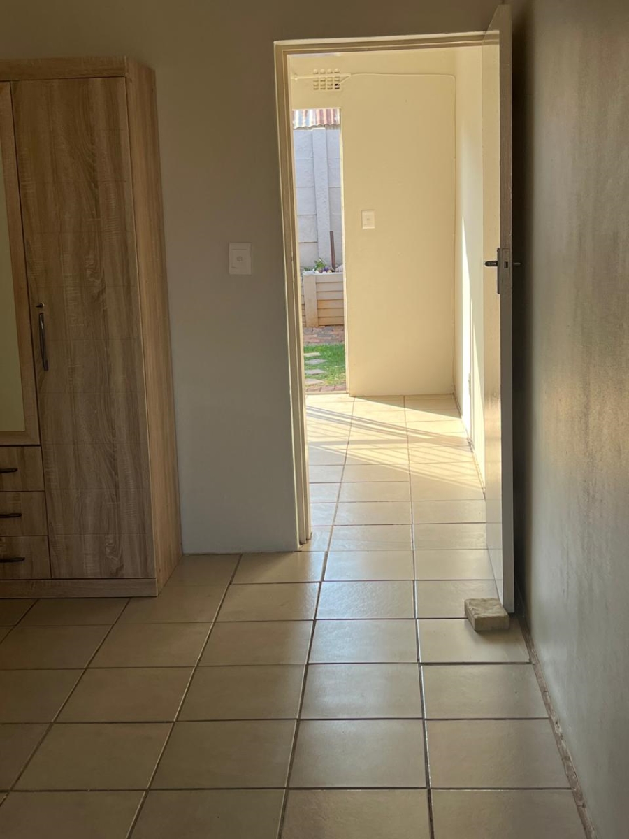 To Let 1 Bedroom Property for Rent in Wonderboom South Gauteng