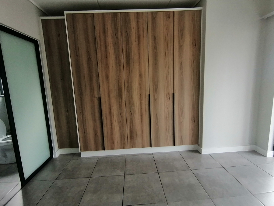 To Let 1 Bedroom Property for Rent in Waterfall Gauteng