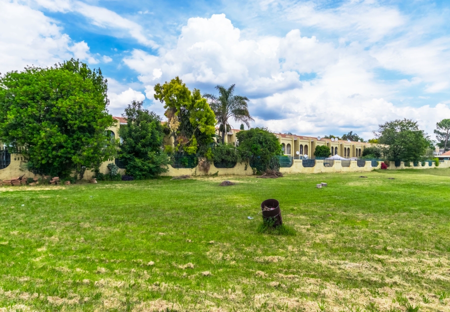 1 Bedroom Property for Sale in Blackheath Gauteng