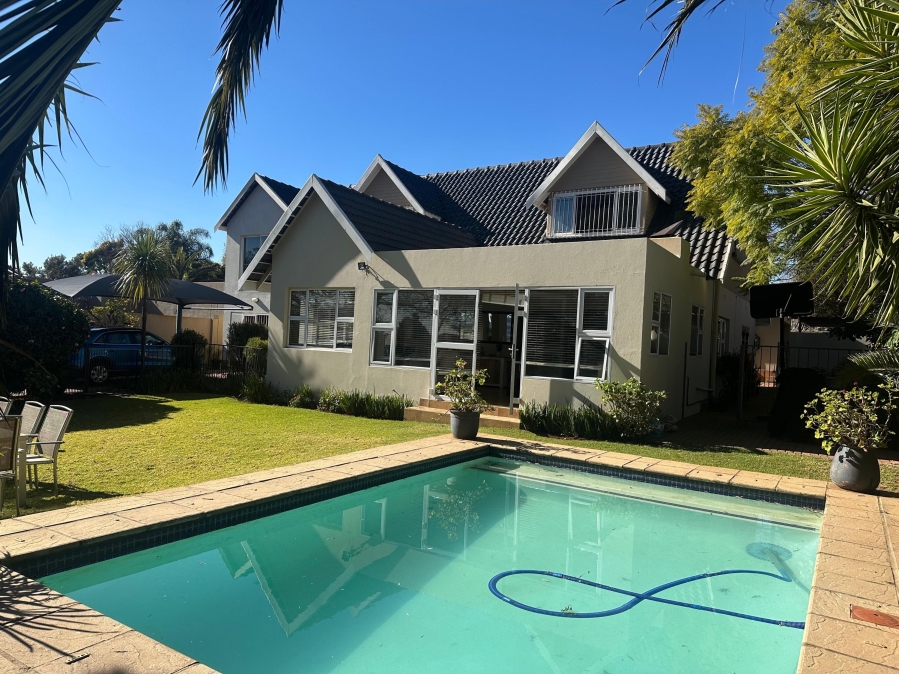 4 Bedroom Property for Sale in Dunvegan Gauteng