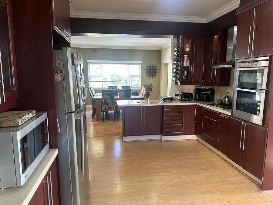 4 Bedroom Property for Sale in Dunvegan Gauteng