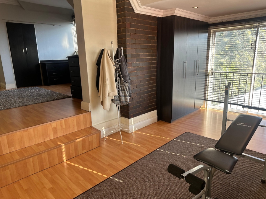 4 Bedroom Property for Sale in Dunvegan Gauteng