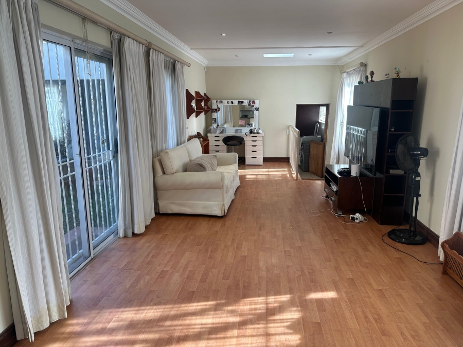 4 Bedroom Property for Sale in Dunvegan Gauteng