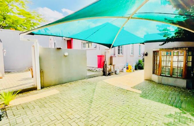 2 Bedroom Property for Sale in Melville Gauteng